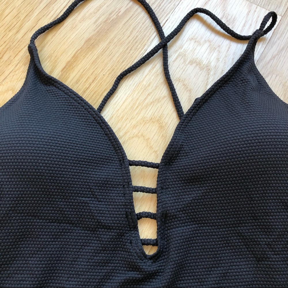 Swimsuit - Picture 2 of 7